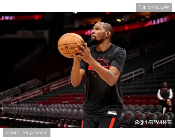 乌度卡关键时刻信任杜兰特 历史得分王超越乔丹里程碑 乌度卡关键时刻信任杜兰特 历史得分王超越乔丹里程碑